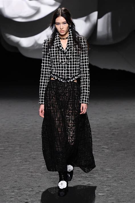 tailleur chanel 2024|chanel sfilata 2024.